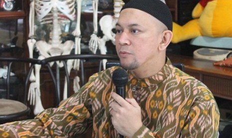 Ust. Erick Yusuf: Sebaiknya Ada UU Larangan LGBT di Indonesia