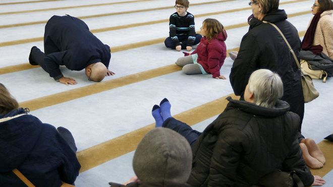 Masjid di Perancis kenalkan Islam