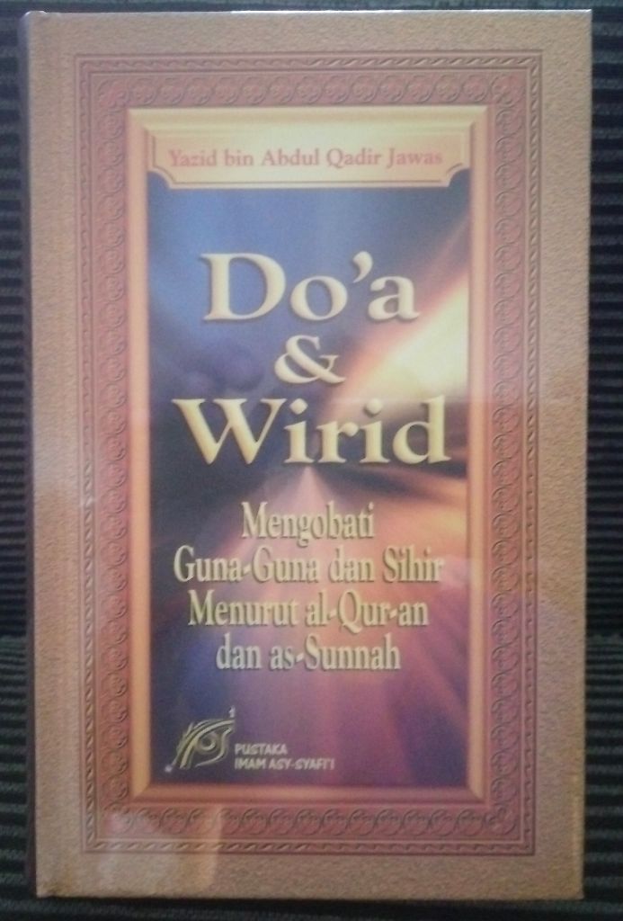 Resensi Buku : Kumpulan Doa dan Wirid Menurut Quran dan As-Sunnah