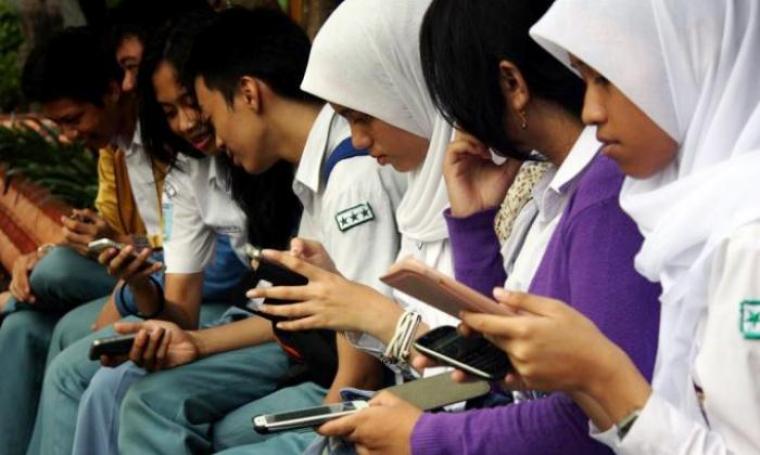 Perang Ideologi di Era Android