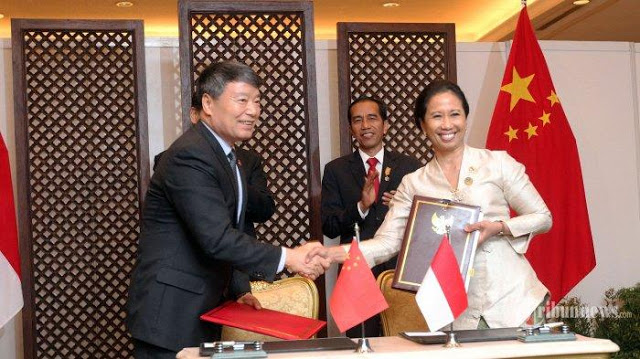Diduga Terima Suap, Pantas Saja Menteri Rini Desak Jokowi Resmikan Kereta Cepat Cina