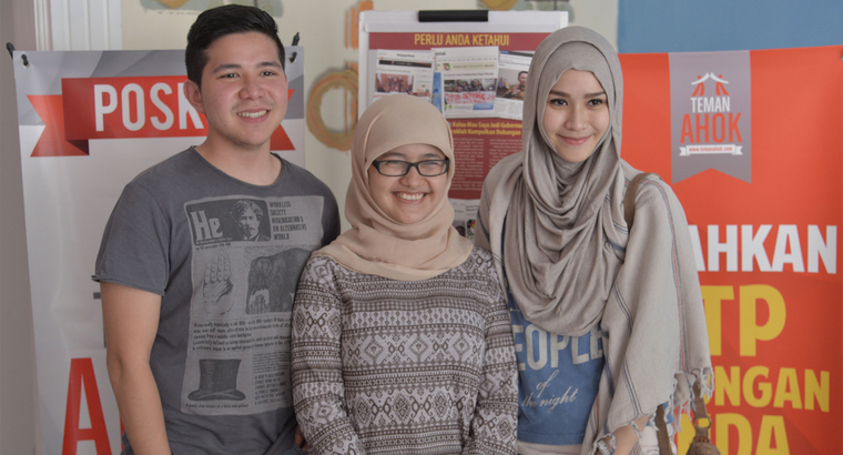 Berjilbab Tapi Gembira Dengan Kejahiliyahannya, Segeralah Bertobat