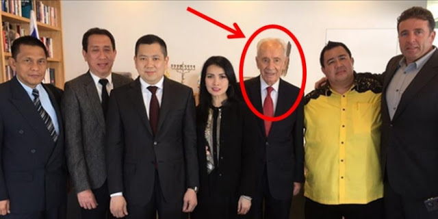 Heboh, Beredar Foto Ketum Perindo Dengan Shimon Perez