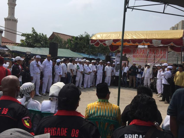 Tolak Penggusuran Ilegal, Hari Ini Ribuan Warga Luar Batang Akan Demo Ahok di Kantornya