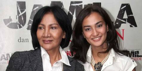 Soal Ahok, Ratna Sarumpaet: "Dia Pendatang di Negaraku, Tidak Tahu Diri Pula!"