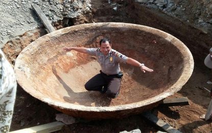 wajan-raksasa-purworejo-415x260