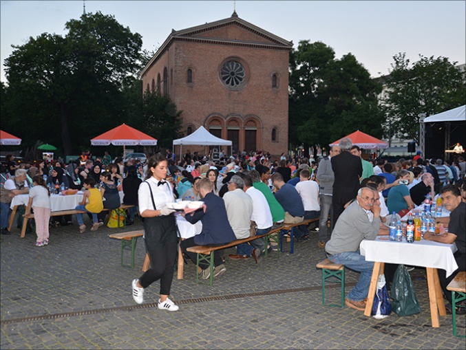 Iftar Di Jerman-Siap2 Berbuka