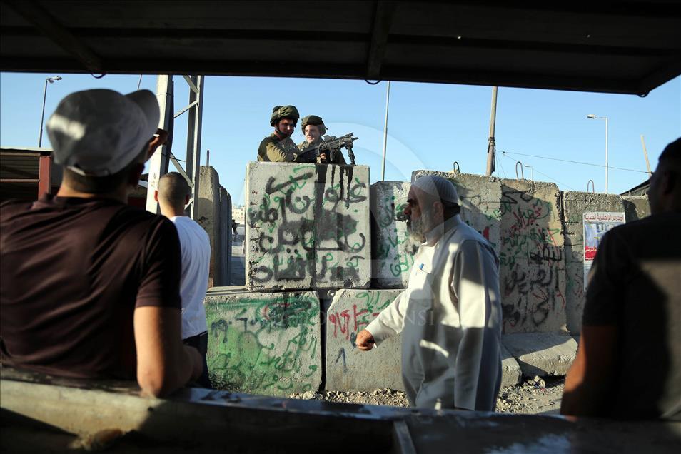 Jum'at ketiga Al Aqsha - bersiaga siapkan senjata