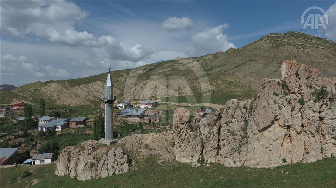 Masjid Tozlaguzo - menara tampak dari atas