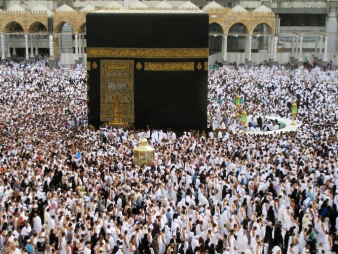 Suasana Umroh dan Buka Bersama di Belahan Dunia Islam