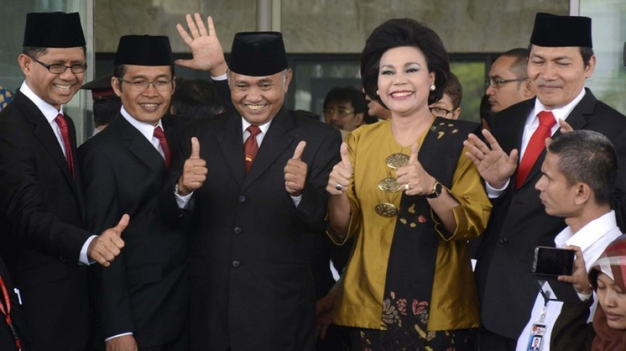 Thanks KPK, Jutaan Rakyat Lihat Kalian, Inilah Para Calo & Bandit Hukum Yang Jadi Jongos Para Cukong
