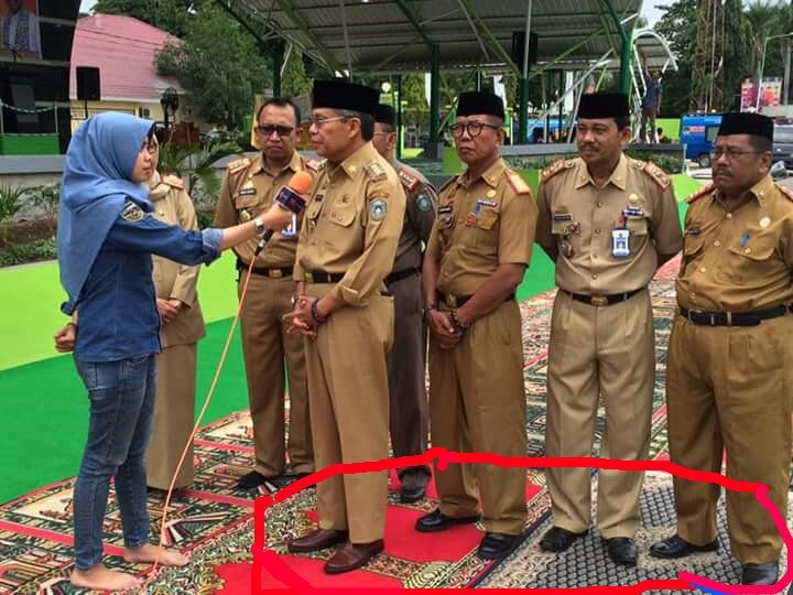 Walikota Pare-Pare dan Staff Minta Maaf Telah Injak Sajadah Pake Sepatu