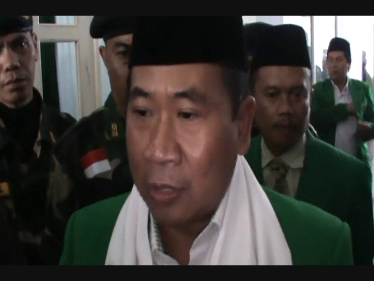 Kepada Ahok, PPP: Kenapa Gak Sekalian Melarang Adzan Saja?