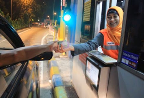 Semua Gate Akan Diotomatiskan, Ribuan Buruh Tol Terancam PHK