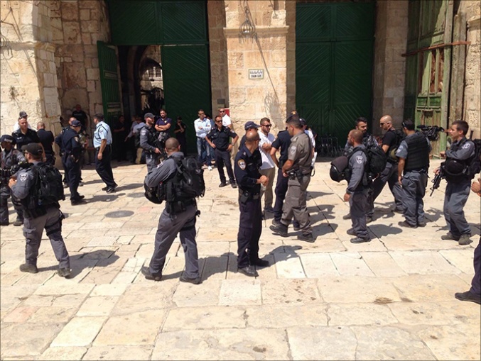 Foto: Peringatan Runtuhnya Kuil Sulaiman Oleh Zionis-Yahudi