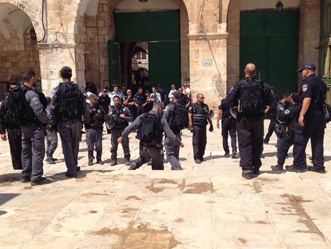 Perayaan Runtuhnya Kuil Sulaiman - Israel sebar polisi di sekita Masjid Al Aqsha