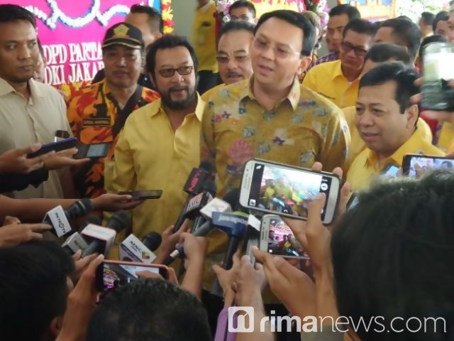 Politisi Senior Golkar: Ahok Mulai Cemas Kena "Jebakan Batman"