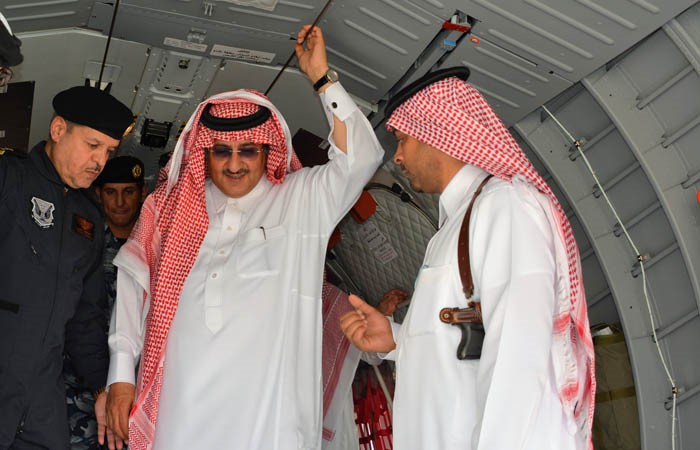 Musim Haji 1437 H - memeriksa pesawat Airbus C-295