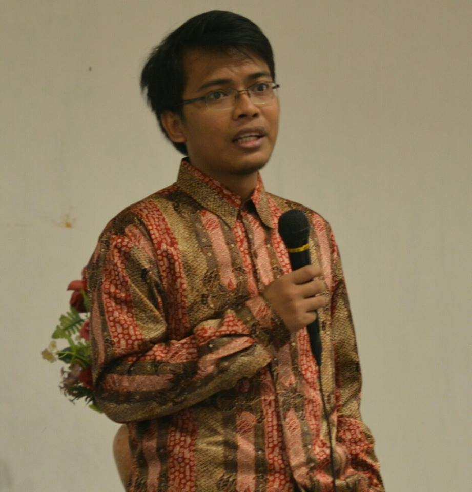 Anak Kecil Penjilat Ahok Ini Sebut Amien Rais Setan