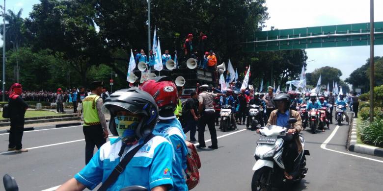 Tolak Ahok, 20.000 Buruh Padati Jalanan Ibukota