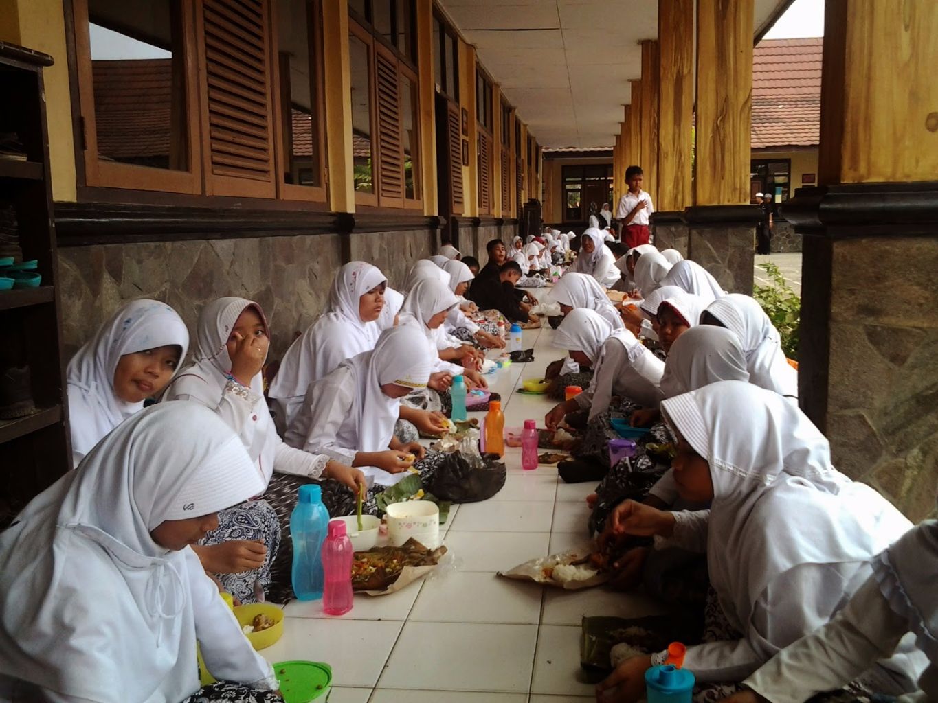 Resmi, Purwakarta Larang Siswa SD-SMA Dikasih PR