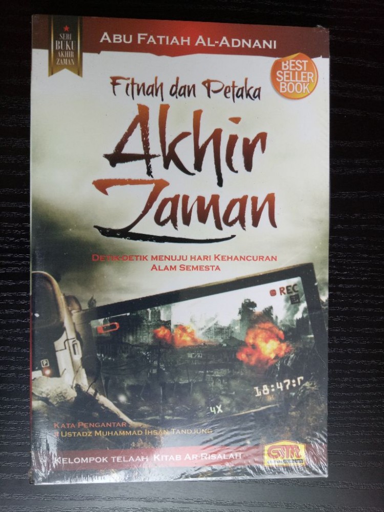 Resensi Buku : Fitnah dan Petaka Akhir Zaman