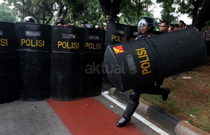 Antisipasi Huru Hara Polda Kalsel Kirim 100 Personel Brimob ke Jakarta