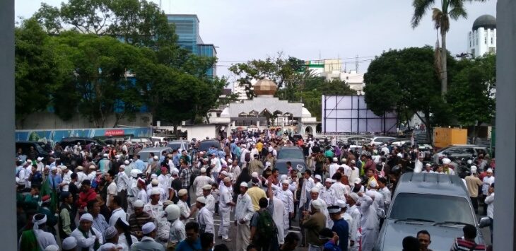 Siang Tadi, Ribuan Umat Islam Medan Juga Pekikkan Takbir Demo Ahok
