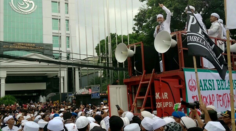 Ust. Zacky Mirza: "Ini Saatnya Kita Jihad! Sudah Capek Kita Diinjak-injak!"