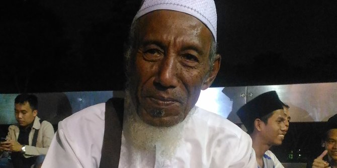 Subhanallah, Demi Ikut AksiDamai, Kakek 80 Tahun Ini Tempuh Perjalanan 72 Jam Dari NTB