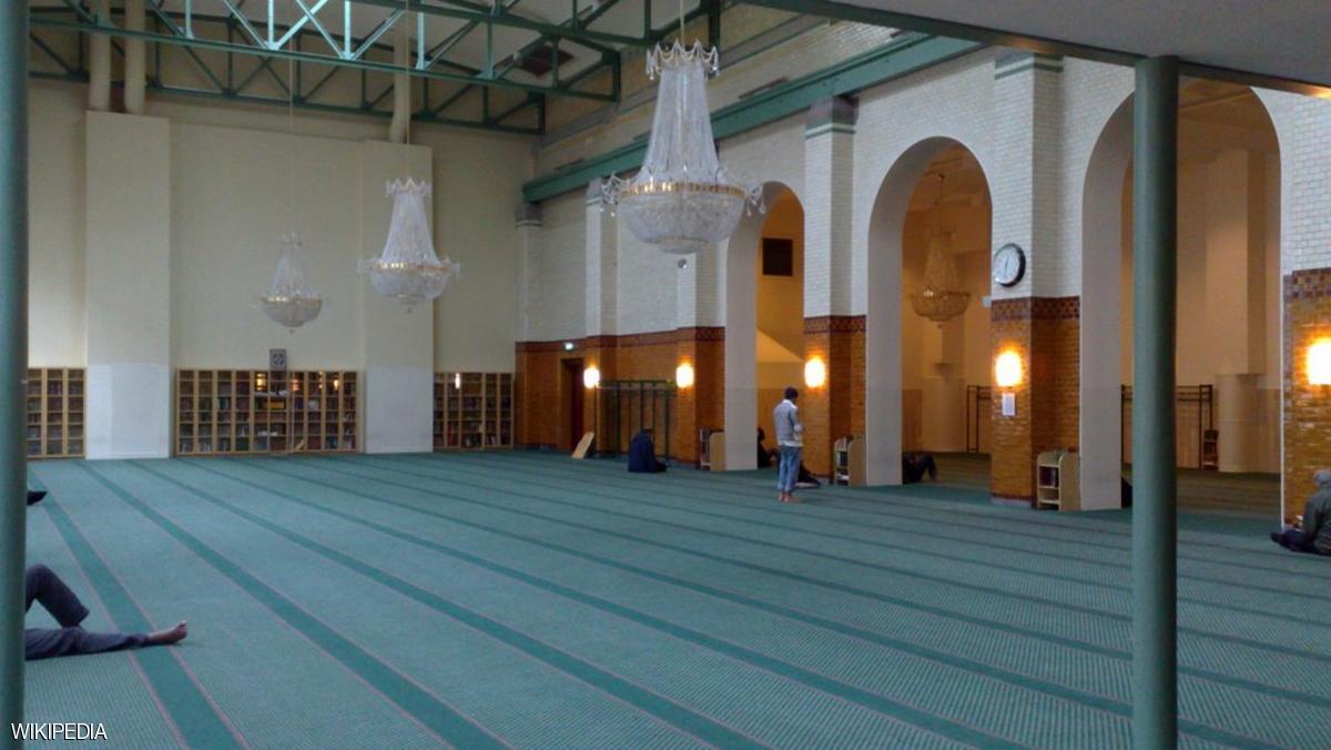 Pengadilan Swedia Izinkan Muslim Sholat di Jam Kerja