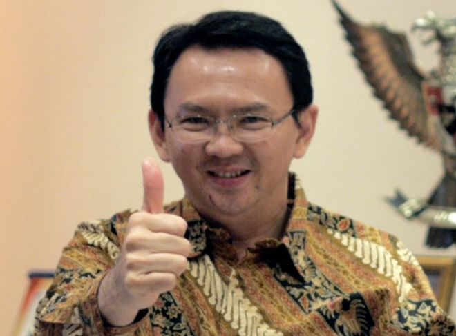 Ahok Itu Terpaksa Ngalah...