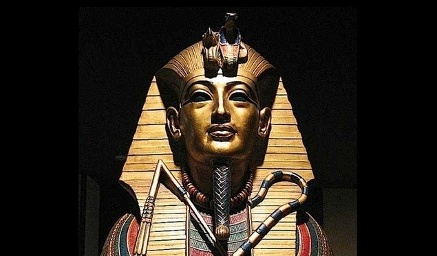 Ajakan Meniru Hormati Firaun