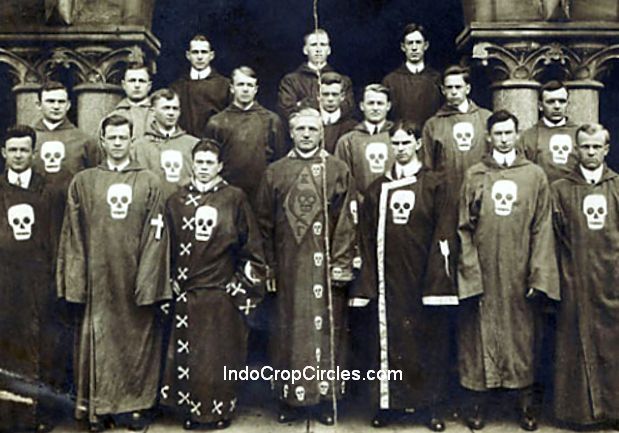 tengkorak skull bone illuminati
