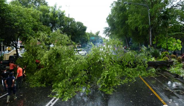 Sains Alquran: Gravitasi Membuat Angin Melekat ke Bumi