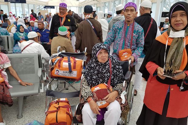 4 Kali Ditolong Sosok Misterius di Ka’bah