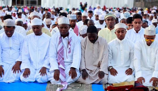 Apakah Perlu Shalat Jum'at jika Idul Fitri di Hari Jum'at? Ini Kata Buya Yahya