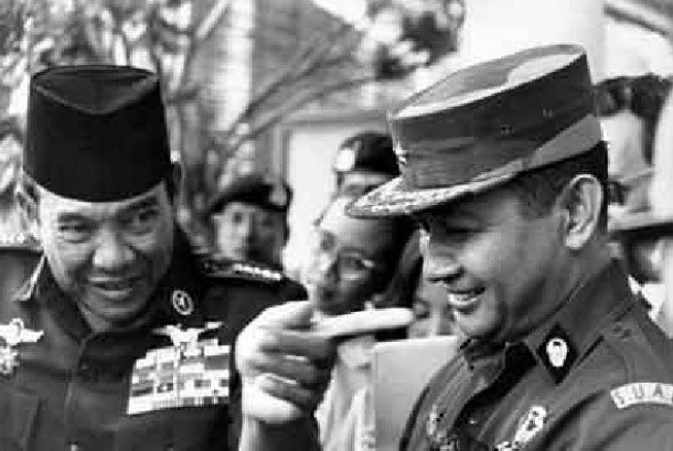 Kisah Hidup Suharto: Penak Jamanku Too? (Tamat)
