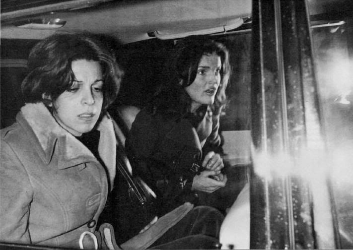 Christina Onassis: Harta Tak Bisa Membeli Kebahagiaan...