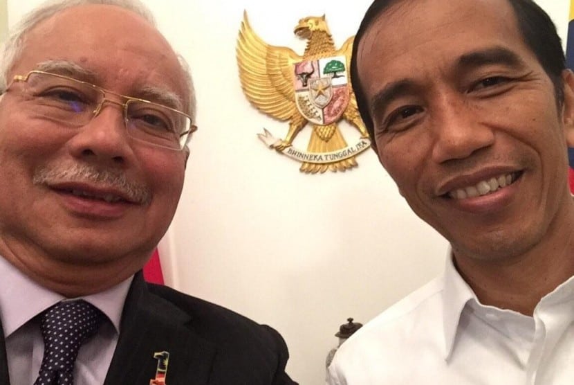 Catatan Dr. Tony Rosyid: Gelombang Suksesi dari Malaysia Menuju Indonesia