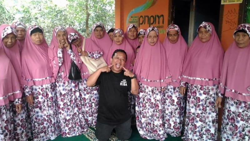 Roel Mustafa, Lelaki Pemburu 1.000 Janda