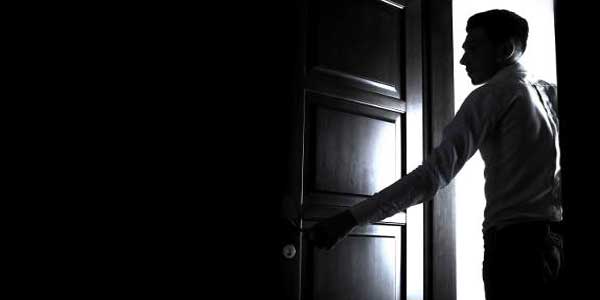 Meneladani Rasulullah Tatkala ke Luar Rumah