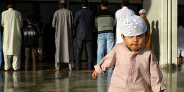 Jangan Langsung Mengusir Anak Kecil dari Masjid