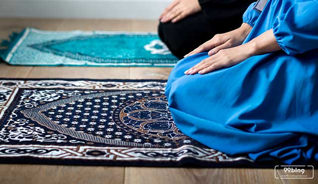 Sering Olok-olok Muslim Sholat, Wanita Ini Sekarang Mantap Jadi Mualaf