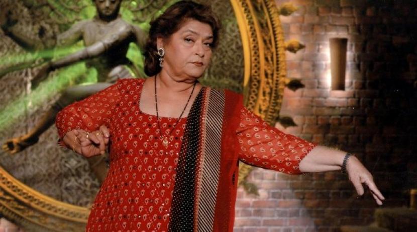 Mimpi Menjadi Jalan Maestro Tari Bollywood Saroj Khan Bersyahadat
