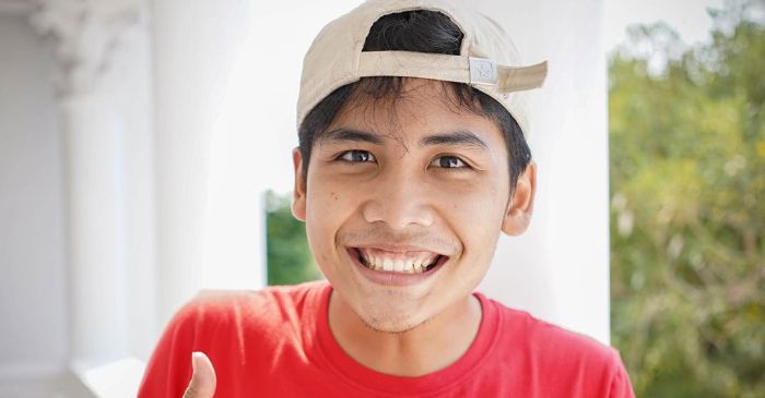 Pesan Bintang Emon: Kalau Belum Umur 30 Jangan Nyalon Dulu, Jangan Ya Dek...
