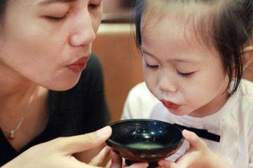 Sains di Balik Larangan Meniup Makanan Panas Nabi Muhammad SAW