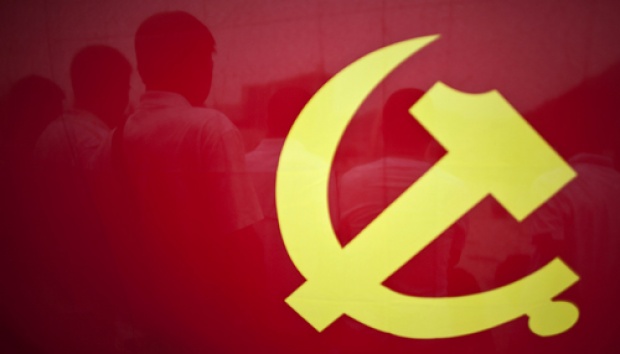 Anggota Partai Komunis Cina Dilarang Memeluk Agama  