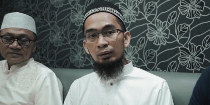 Jarang Tersorot, Ini Potret Rumah Ustaz Adi Hidayat yang Luas dan Bernuansa Putih