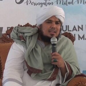 Ustaz Derry Sulaiman: 3 Seleb Ini Berpotensi Mualaf, Ada Hotman Paris hingga Denny Sumargo
